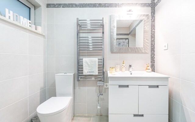 Villa Veneza by Hellovacations