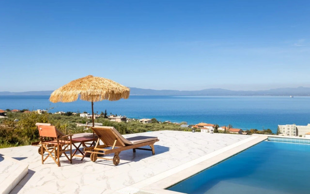 Modern Seaview Nest With Pool Panoramic Views