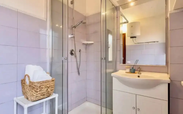 Residence in Marinella just 300 mt from the sea