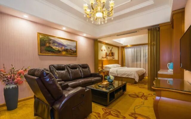 Vienna Hotel (Shanghai Songjiang Mall Miaoqian Street)