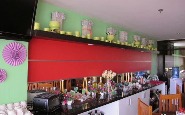Sugbutel Family Hotel Cebu powered by Cocotel
