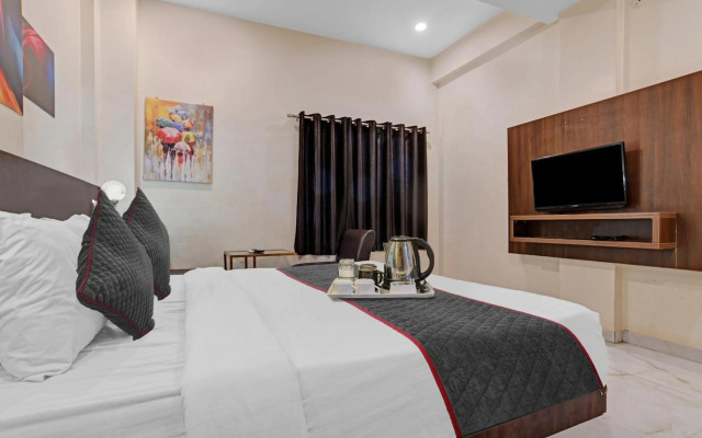 Super OYO Townhouse 931 Hotel Benchmark Vijay Nagar