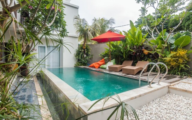 ZEN Rooms Seminyak Kayu Jati