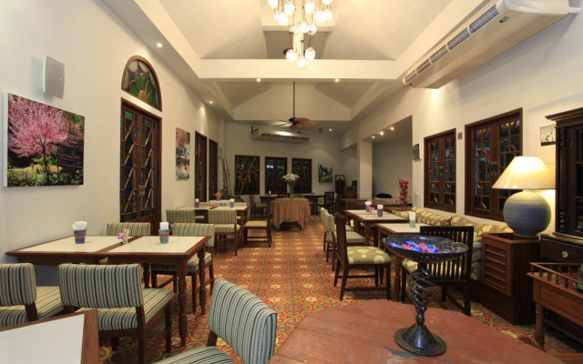 At Pingnakorn Hotel Chiang Mai