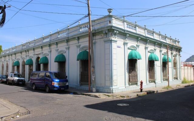 Plaza Antigua - Posada & Hostal