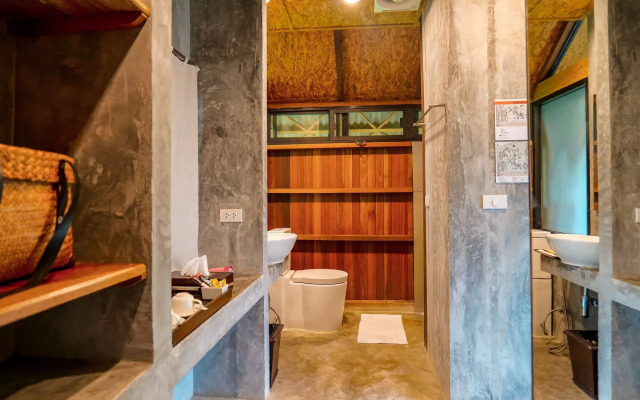 Tinidee Hideaway Tonsai Beach Krabi (SHA Extra Plus)