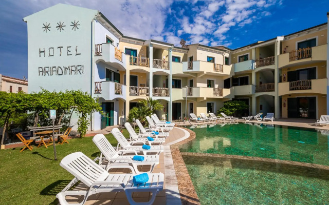 Ariadimari Hotel