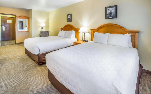 Clarion Hotel & Suites Fairbanks near Ft. Wainwright