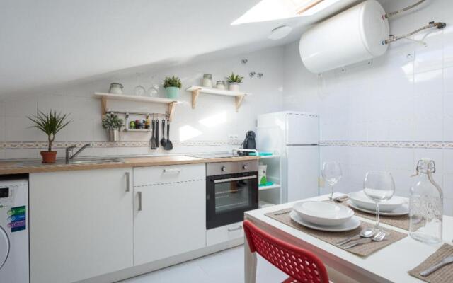 Hygge Apartment Center Near to the beach Free Parking 2R