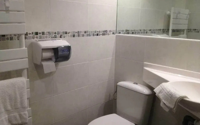 Brit Hotel Saint-Quentin