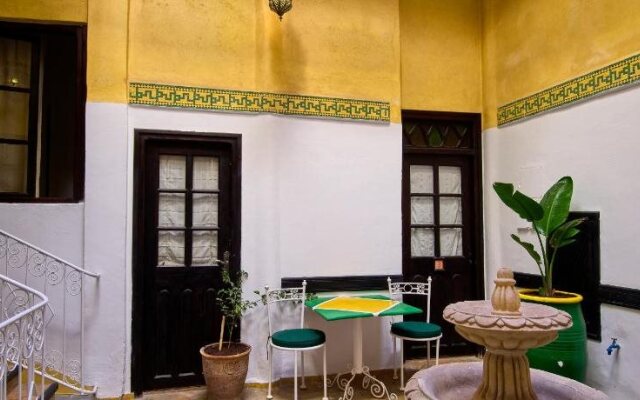 Riad Lalla Mira