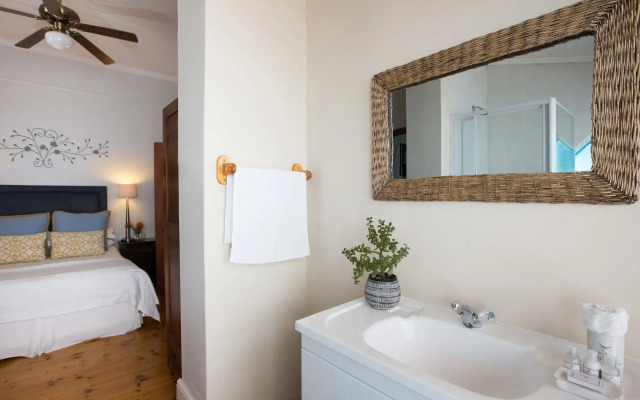 Loddeys Guesthouse