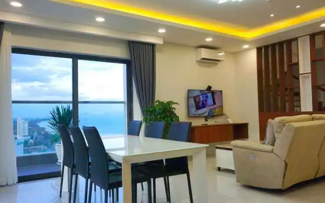 Mermaid Seaview Apartment Vungtau