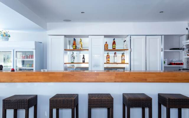 Orestis Apartments