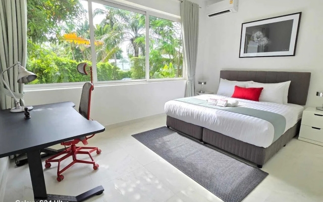 Bougain Villas Salad Beach