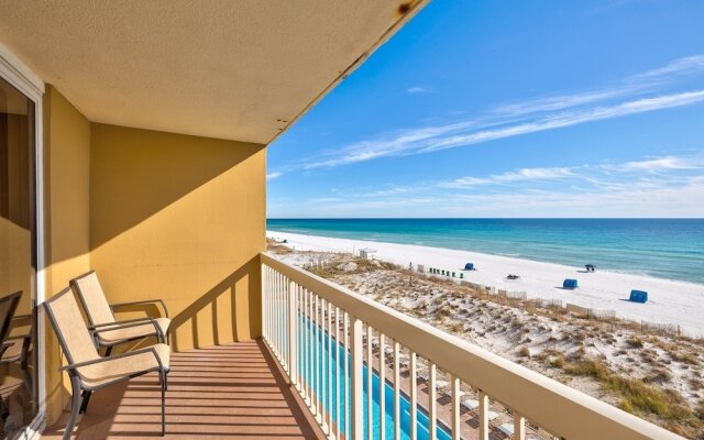 Pelican Beach 0411 1 Bedroom Condo by Pelican Beach Management