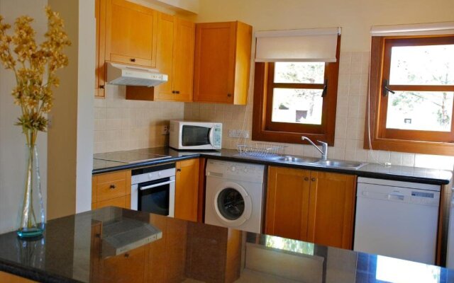 3 BR Villa Limni