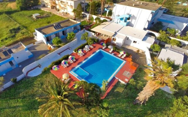 Villa Andrews Hotel