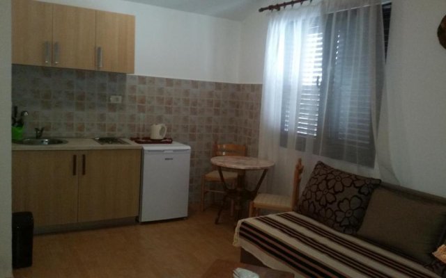 Apartments Zvicer - Milica
