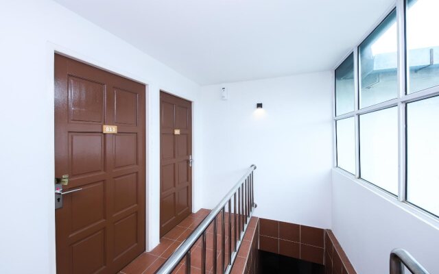 Mandurah Room & Cafe by OYO Rooms