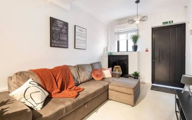 St Angelo Boutique Living