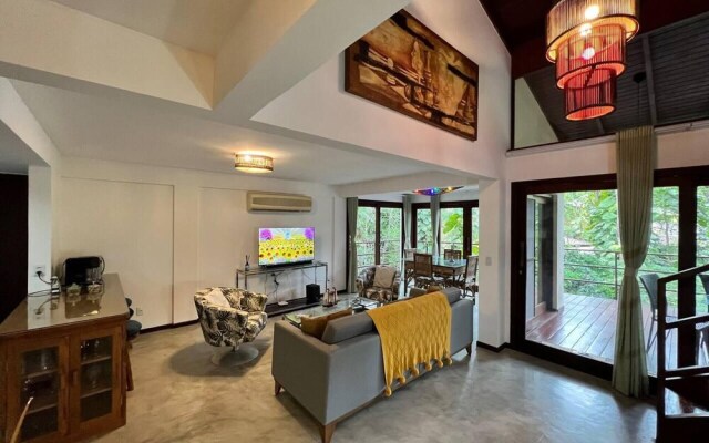 Great House in top Condo and Divine Nature