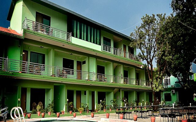 Hotel Saathi