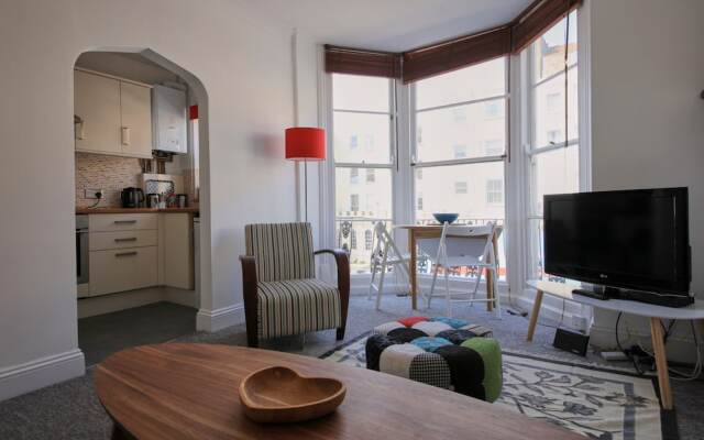 Lovely Kemptown Flat for 2 With Sea View