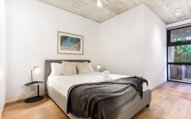Stylish 1 bedroom retreat in trendy Surry Hills - 6 BRK