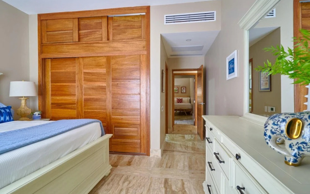 Beach Condo w Sea View B-201 Costa Atlantica