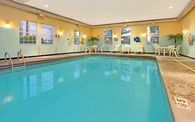 Hawthorn Extended Stay by Wyndham Cincinnati/Sharonville