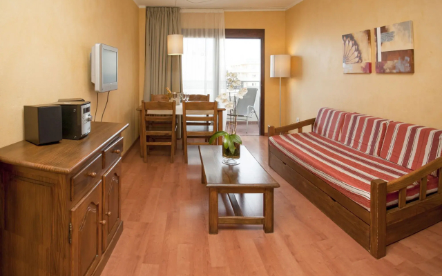 Апартаменты Parot Apartments