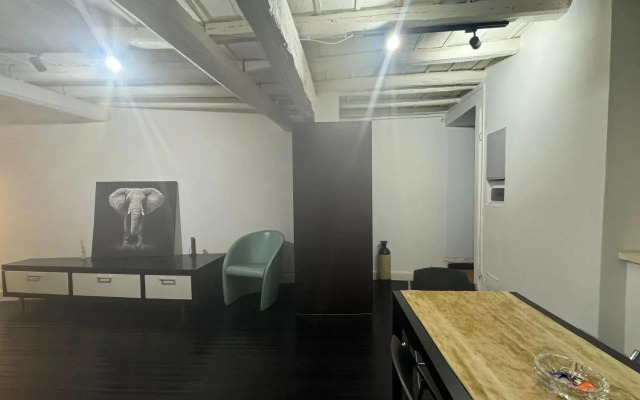 Ancient Rome Apartments