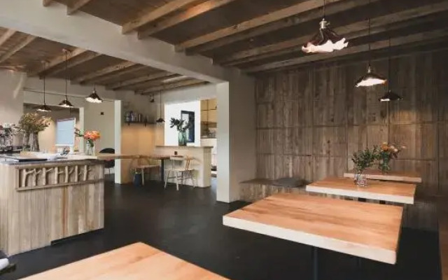 Porcelain Inn