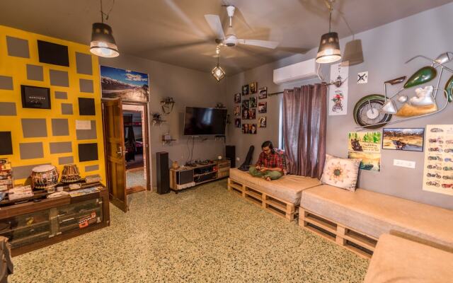 U.R.D.Ki You are the key Hostels