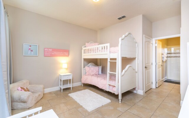 Solterra - 4175 Oaktree Drive