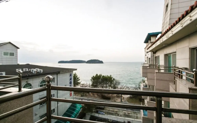 Boryeong Sunset Park Pension