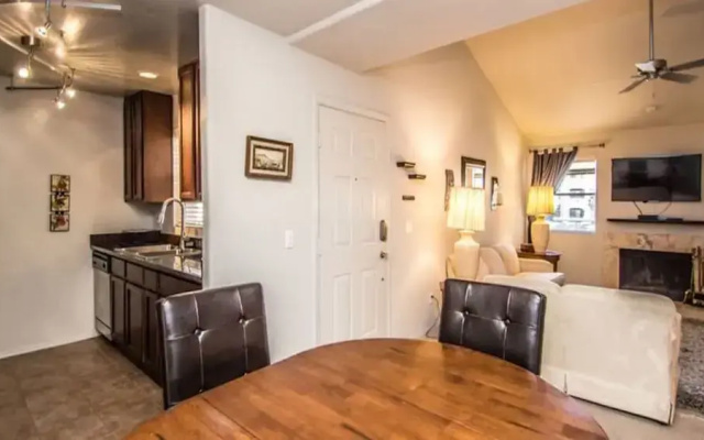 Great North Scottsdale Condo!