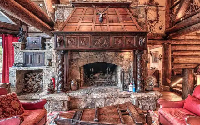 Forge Lake Lodge in Topton