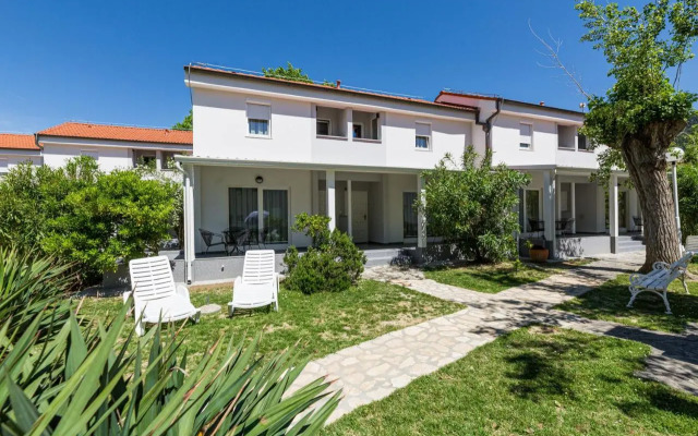 Ville Corinthia - Inh 33419