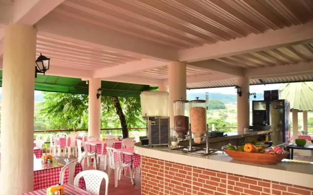 Hotel Montserrat Plaza