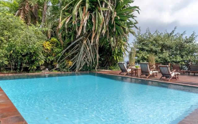 Villa Boreh Beach Resort and Spa