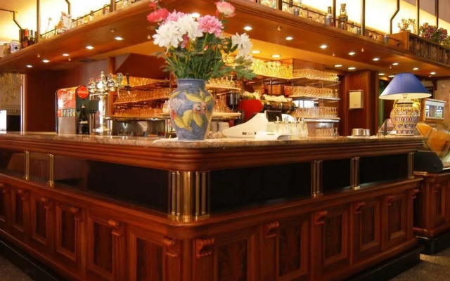 Hotel Oasi