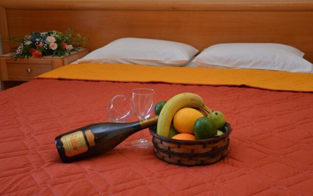 Marine Congo Hotel