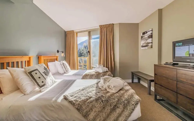 Spacious Two Bedroom Apartment in Whistler - 530