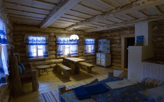 В гостях у сказки (бывш. Дубки)