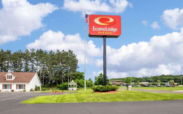 Econo Lodge Inn & Suites