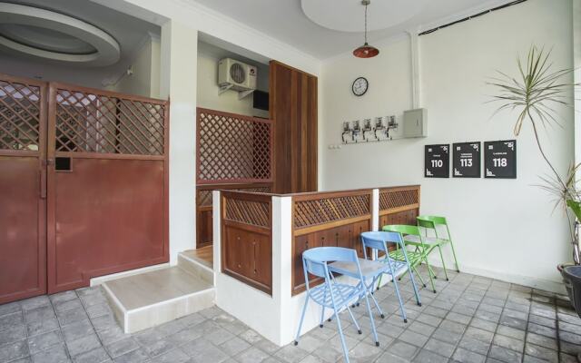 OYO Life 1180 Bunda Haveraka Residence