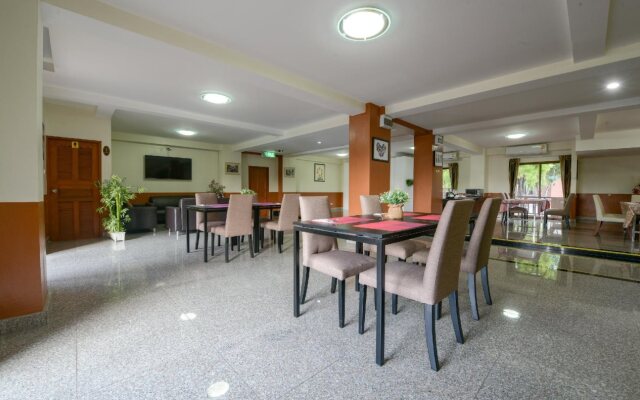 The Route Sriracha Hotel And Residence