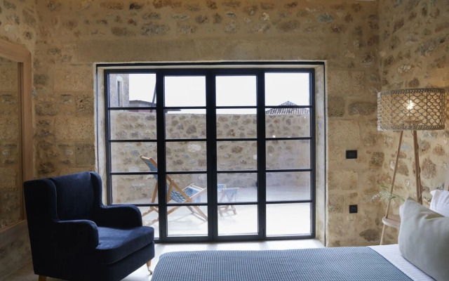 Villa with outdoor pool for 8 persons